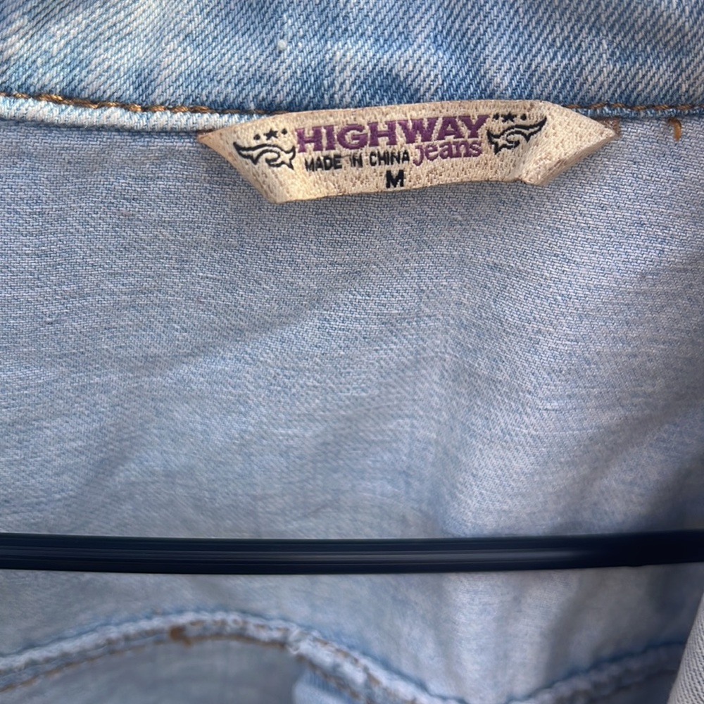 Jean jacket - Picture 2 of 3